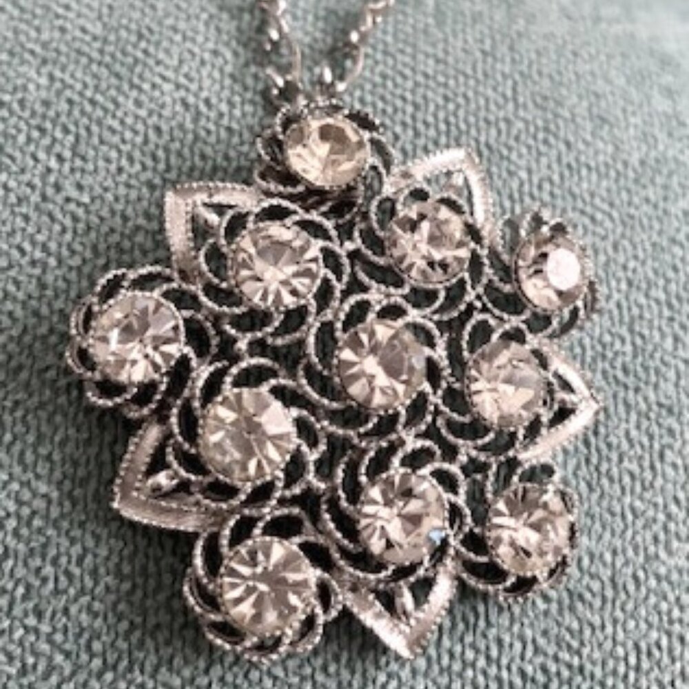 Vintage Silver and Rhinestone Necklace, 22" Silver Chain